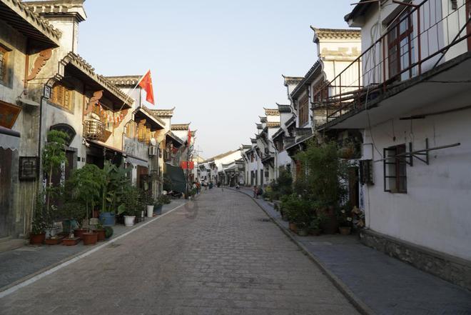 广东省政协常委邓毛颖:“百千万工程”提速,全域土地综合整治改革是关键|广东两会